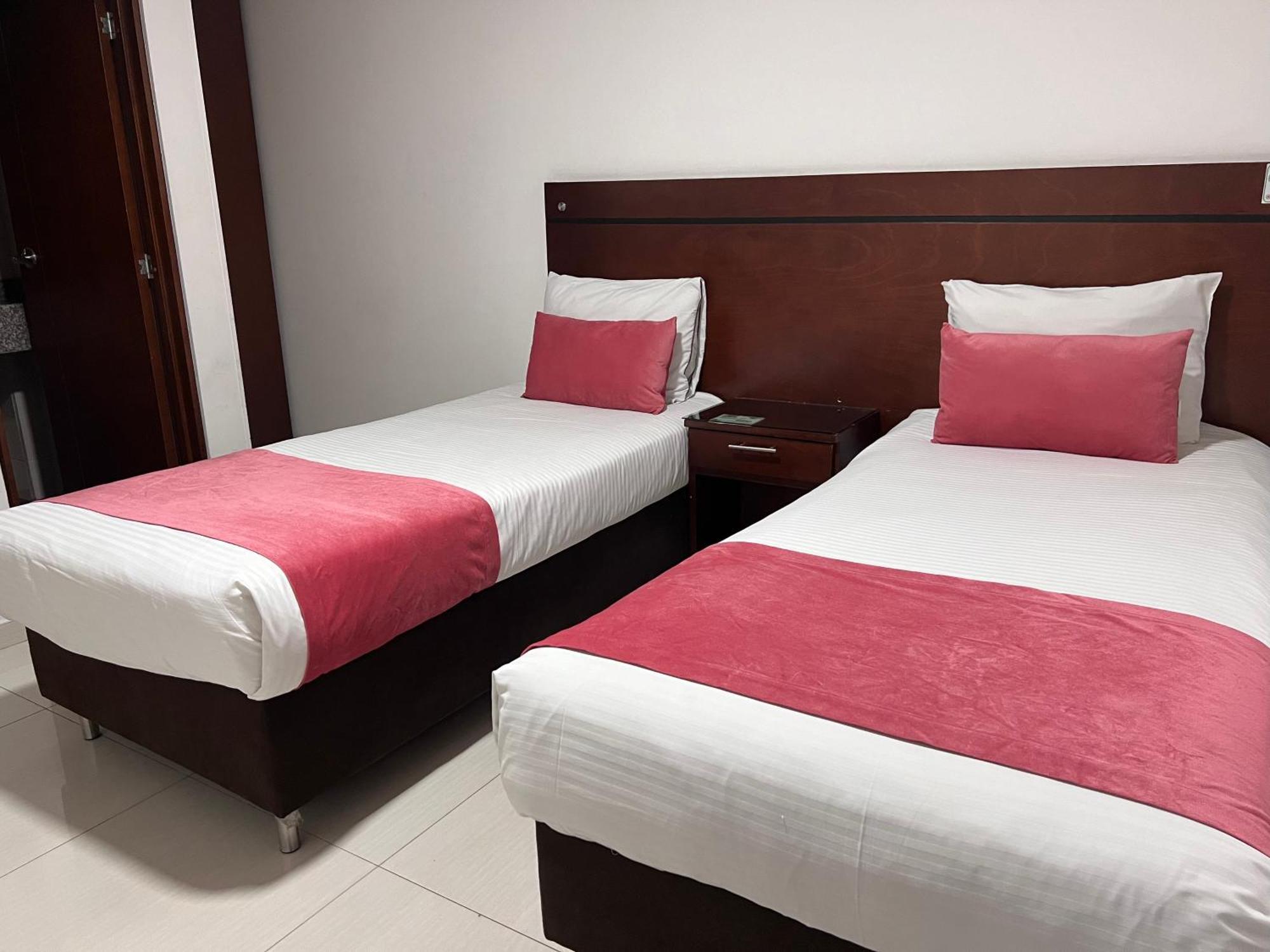 Hotel Dorado Gold بوغوتا المظهر الخارجي الصورة